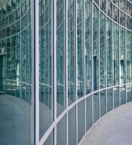 ALUMINIUM AND GLASS CURTAIN WALL AND REINFORCED CONCRETE STRUCTURE