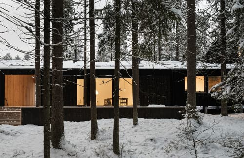 HOUSE FOR TWO ARTISTS